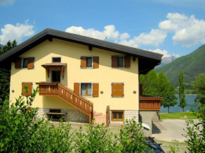 Lovely holiday home near Lake Ledro for 6 persons with park